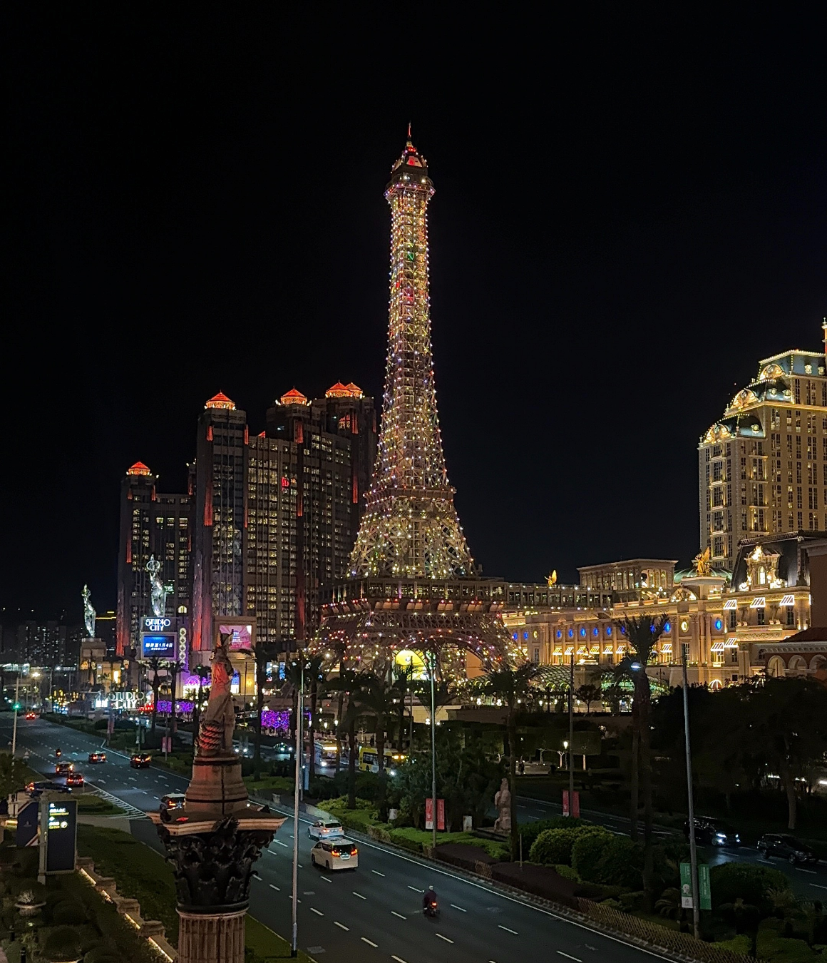 마카오의 밤은 영화가 된다, 영화같은 3박 4일